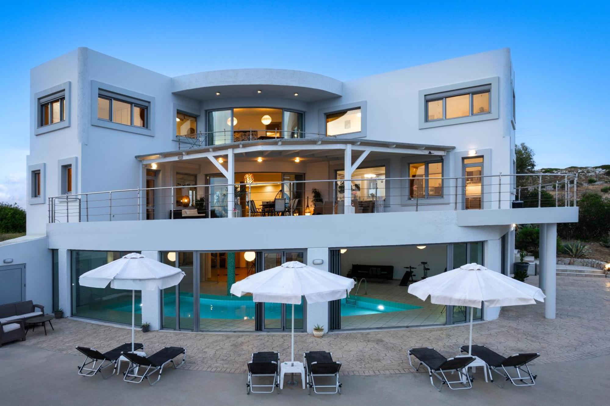 Villa Zafira - Seaview Manor With Heated Pool Kallithéa Екстериор снимка