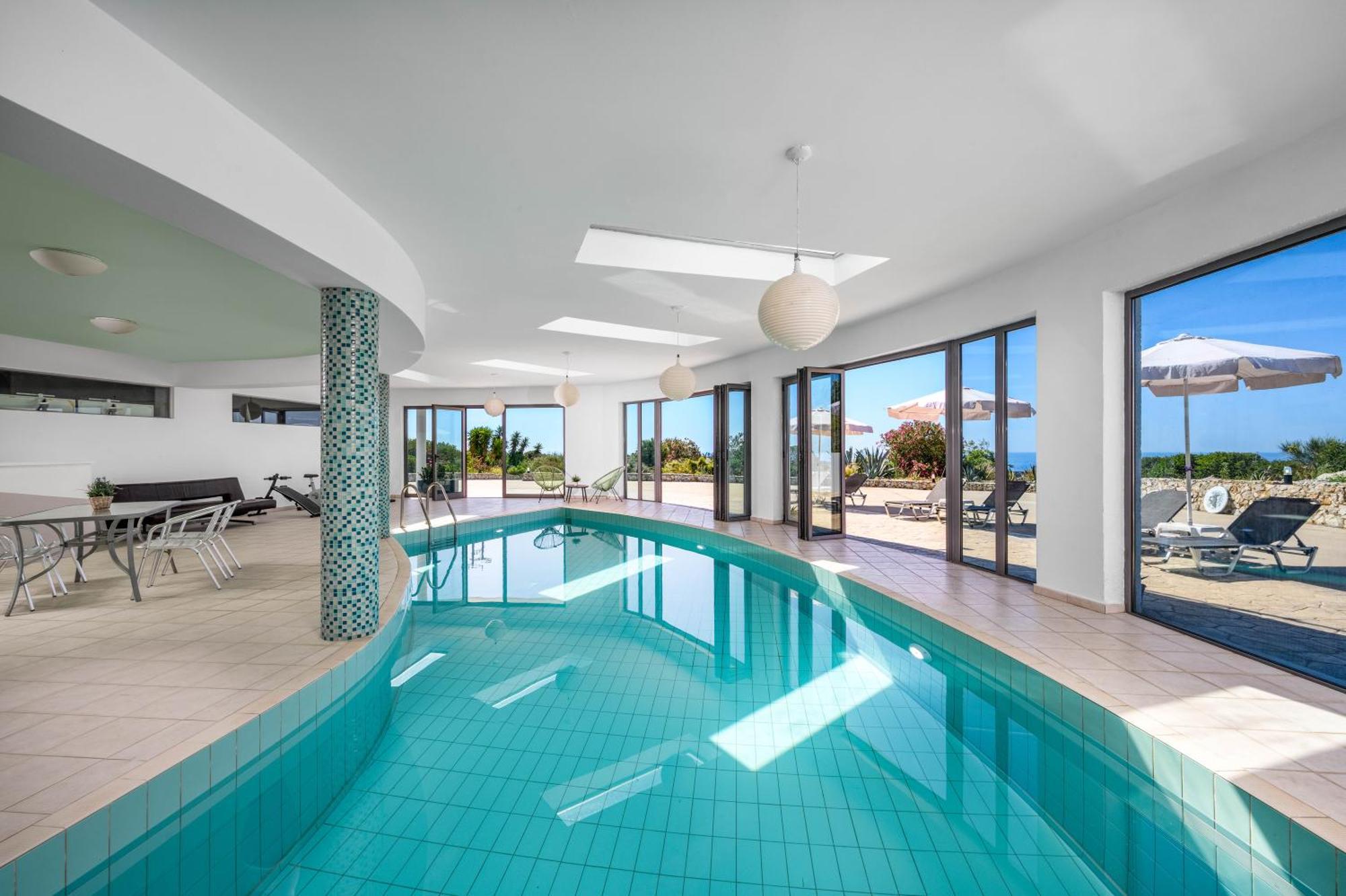 Villa Zafira - Seaview Manor With Heated Pool Kallithéa Екстериор снимка